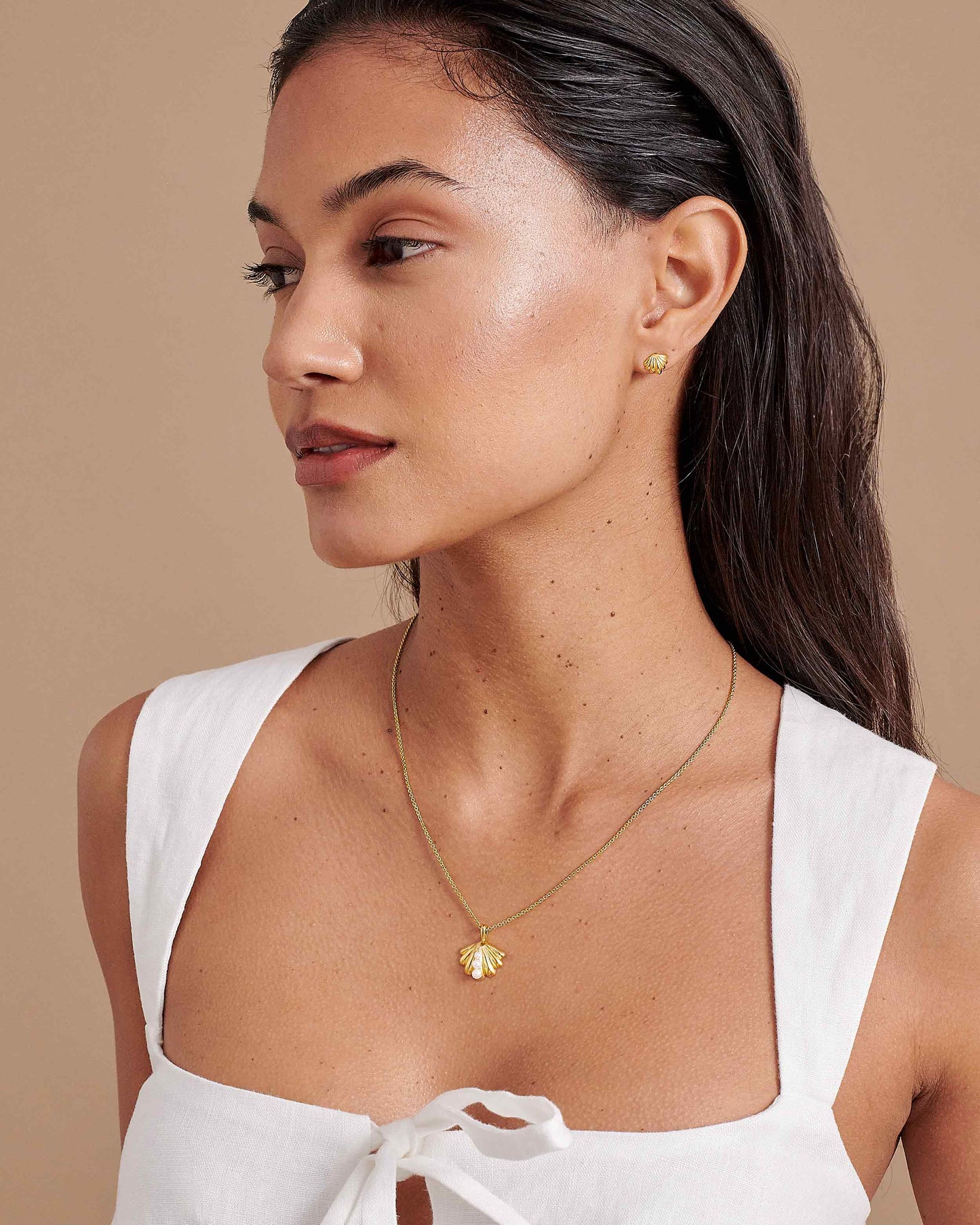 Laguna Shell Stud Earrings