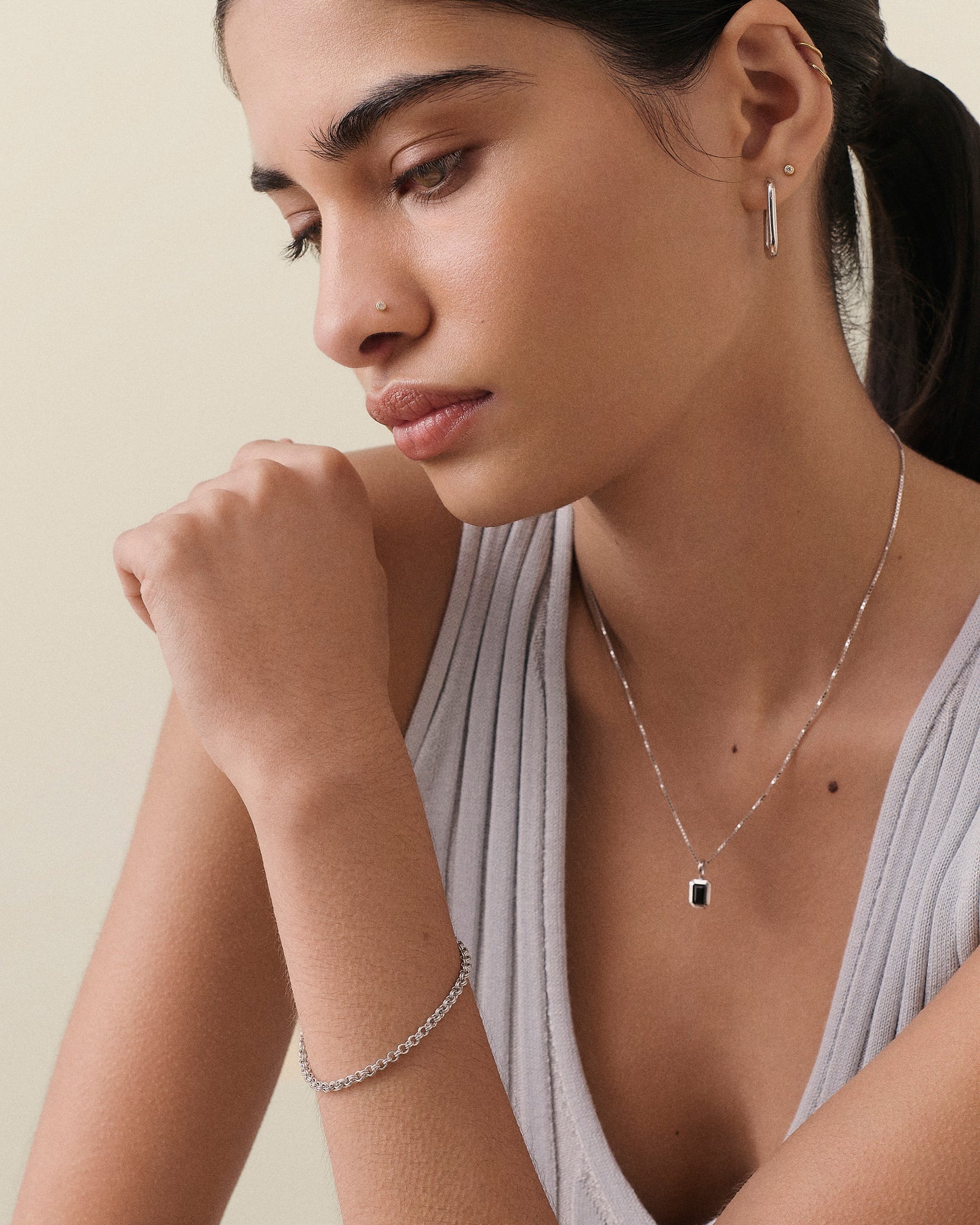 Deco Pendant - Black Spinel