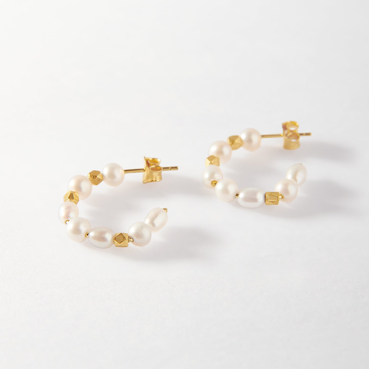 Havana Pearl Hoop Earrings