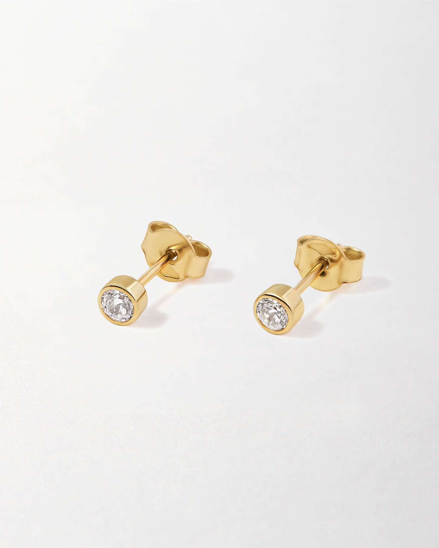 Solitaire Diamond Earrings - Yellow Gold