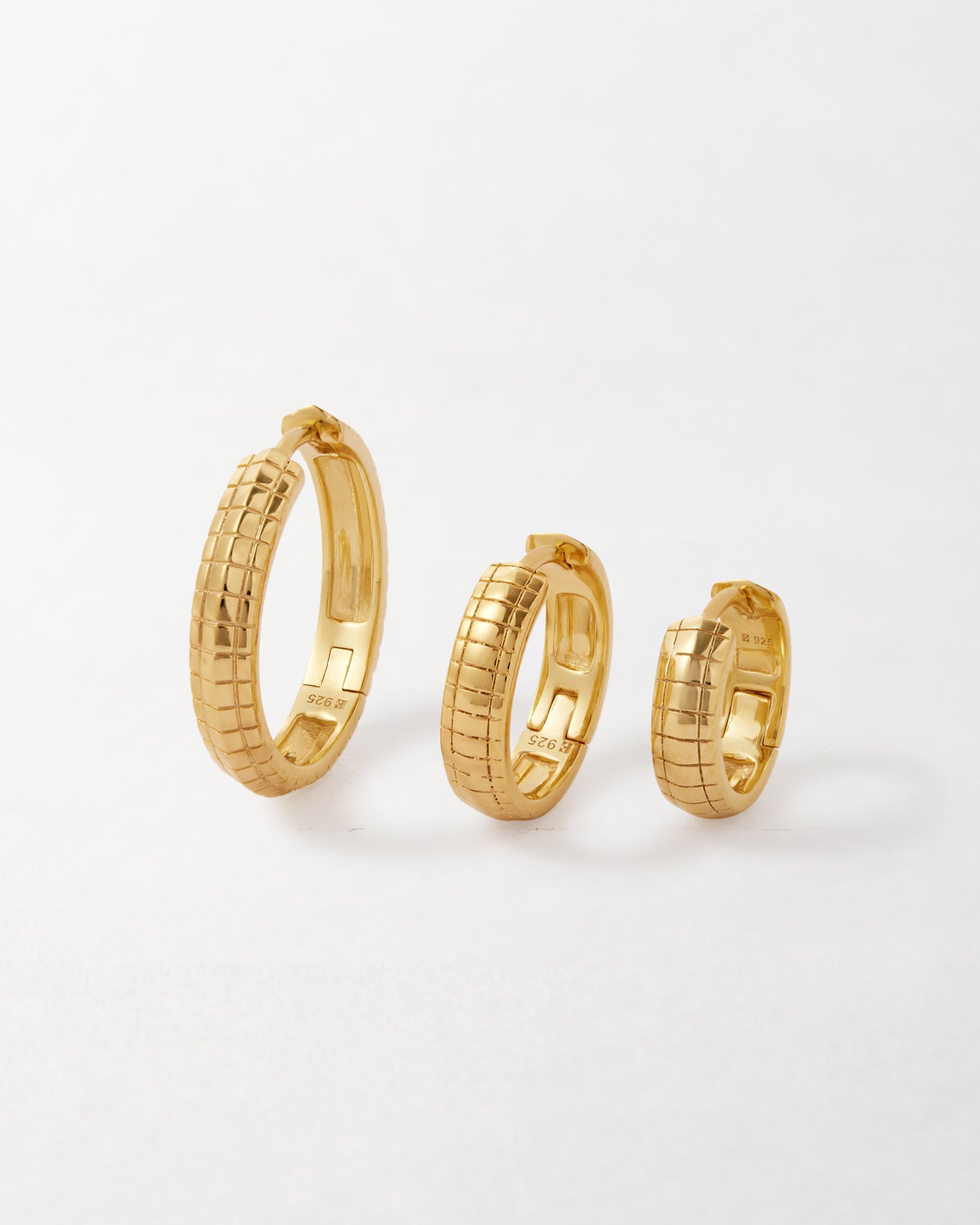 Lattice Huggie Hoop Earrings - Gold