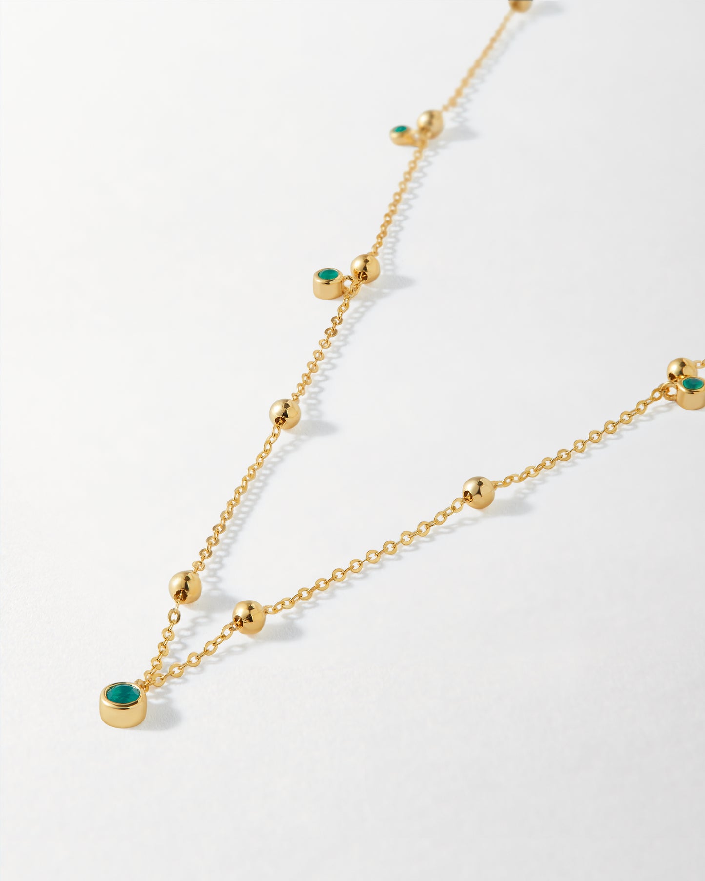 Globe Station Green Onyx Necklace
