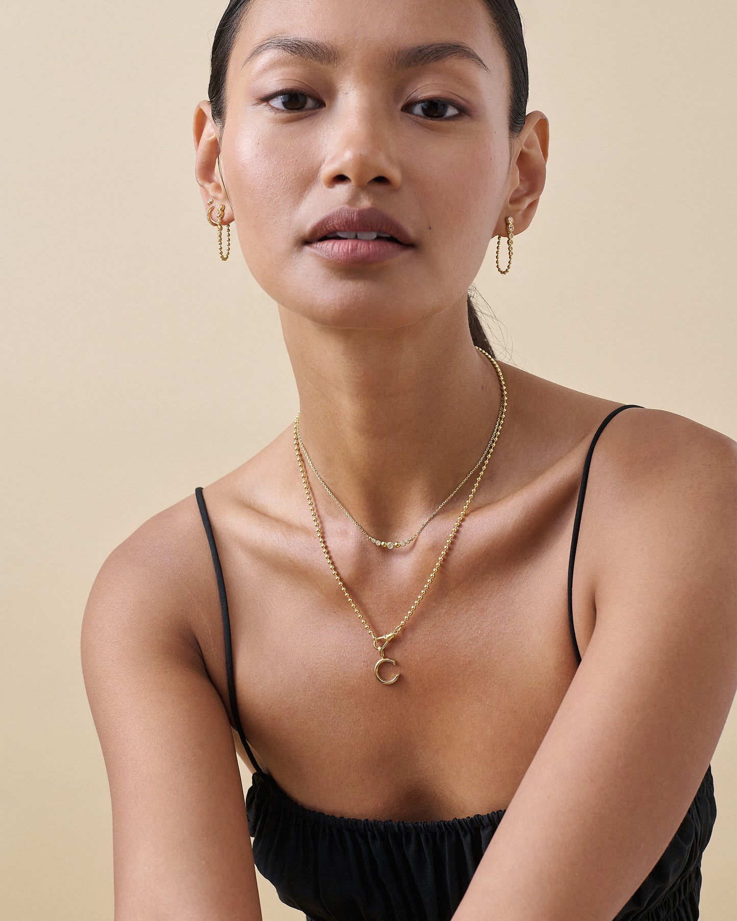 Globe White Sapphire Chain Loop Earring