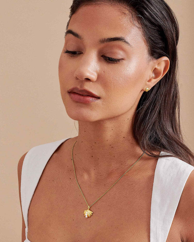Laguna-Shell-Stud-Earrings-