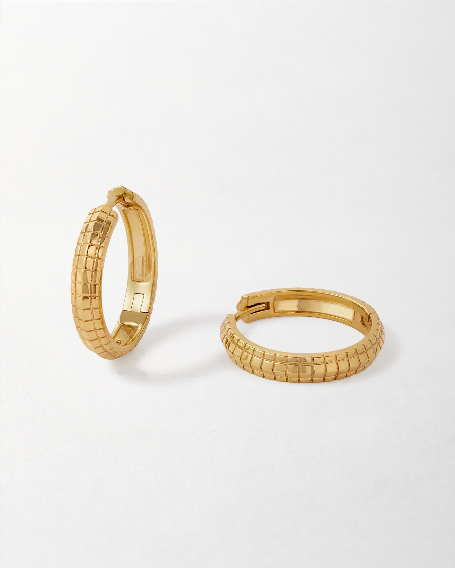 Lattice Large Hoop Earrings - Gold