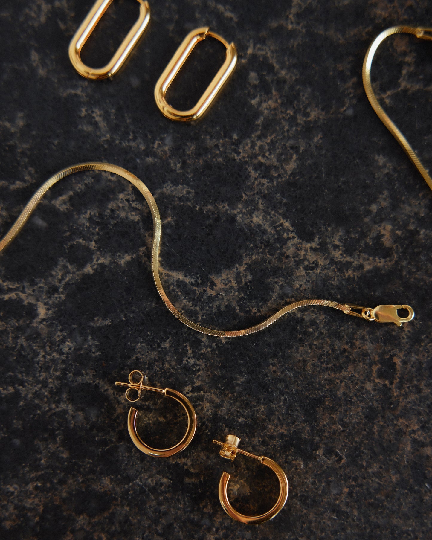 Link Hoop Earrings - Gold