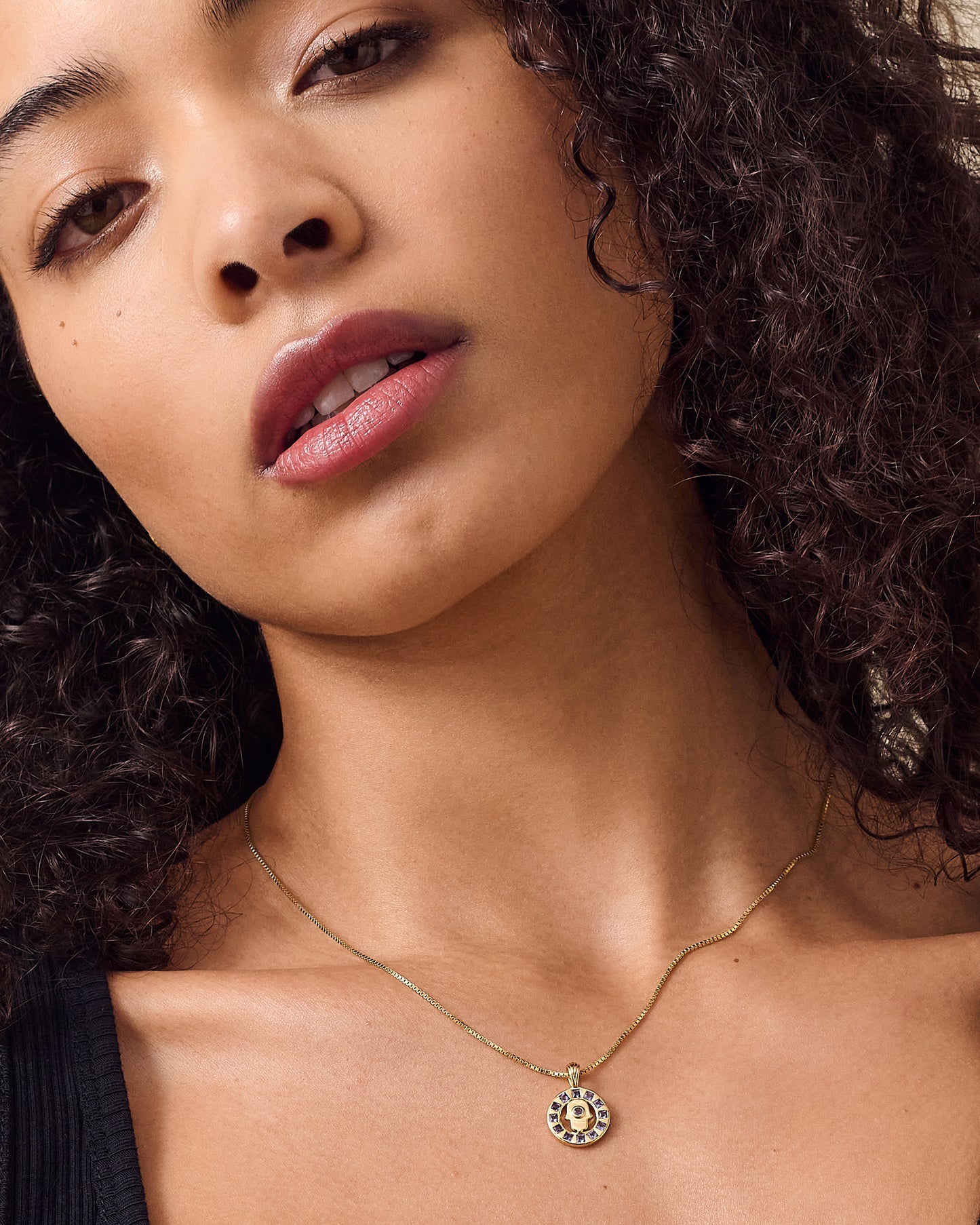 Hamsa Round Necklace