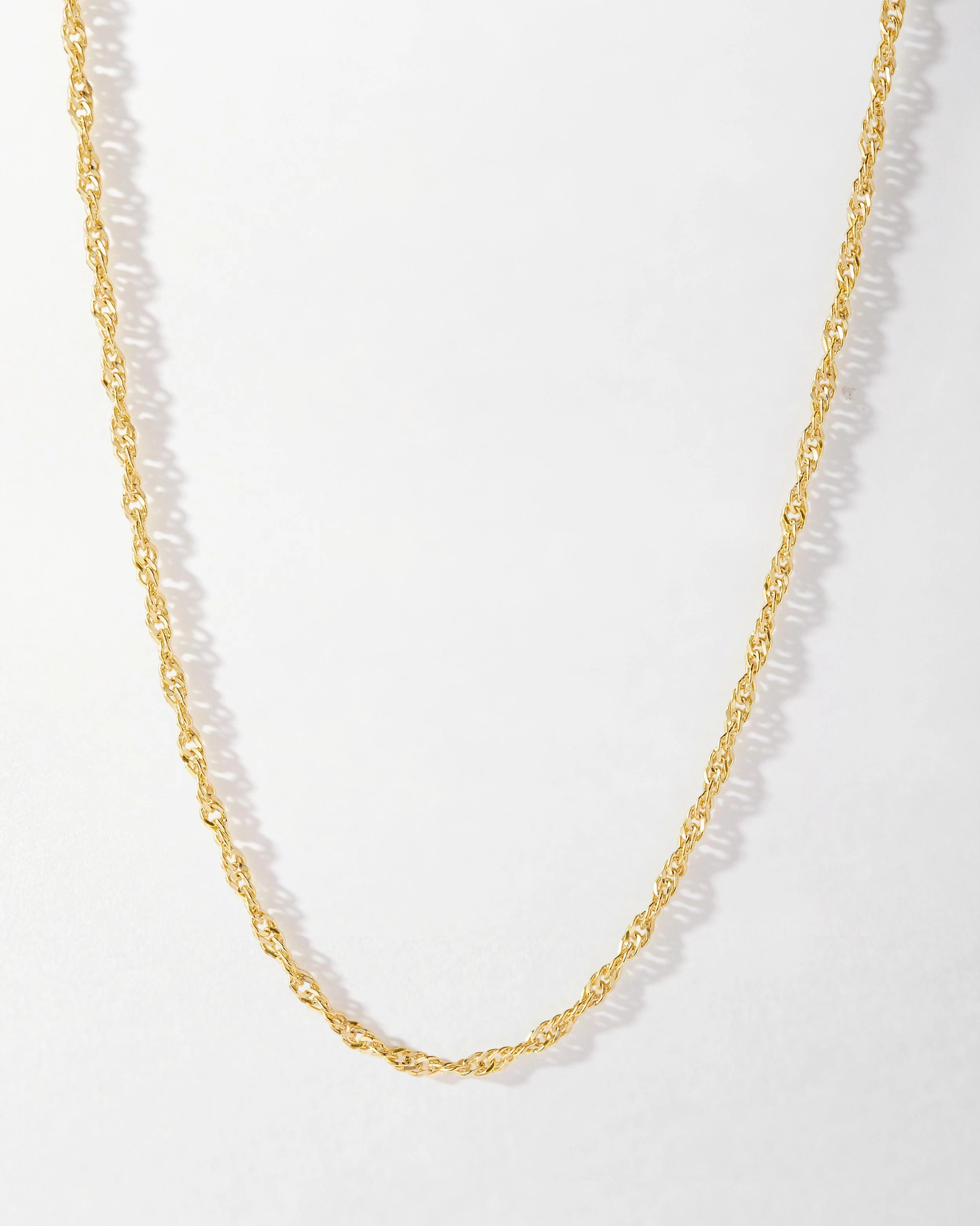 Twist Chain Necklace - Gold – EDGE of EMBER