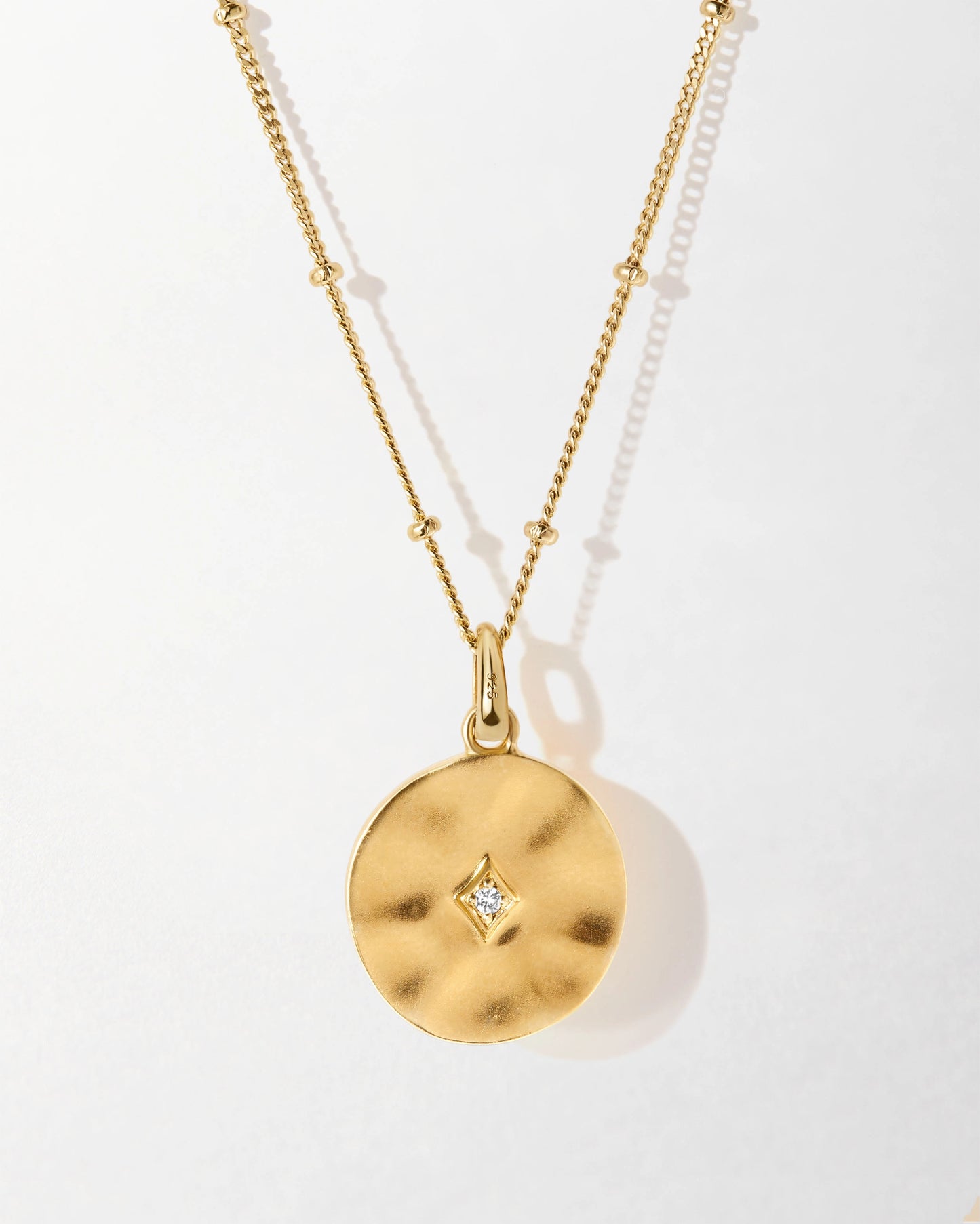 Victoria Cosmos Necklace - Gold