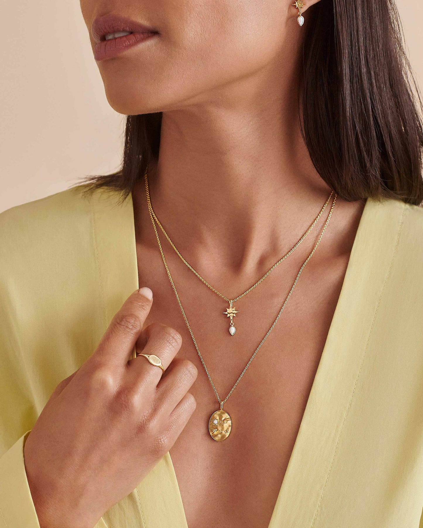 Engravable Signet Ring 14ct Solid Yellow Gold – EDGE of EMBER