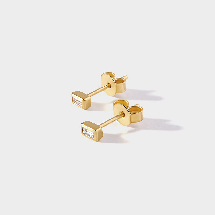 Baguette Diamond Stud Earrings - Yellow Gold