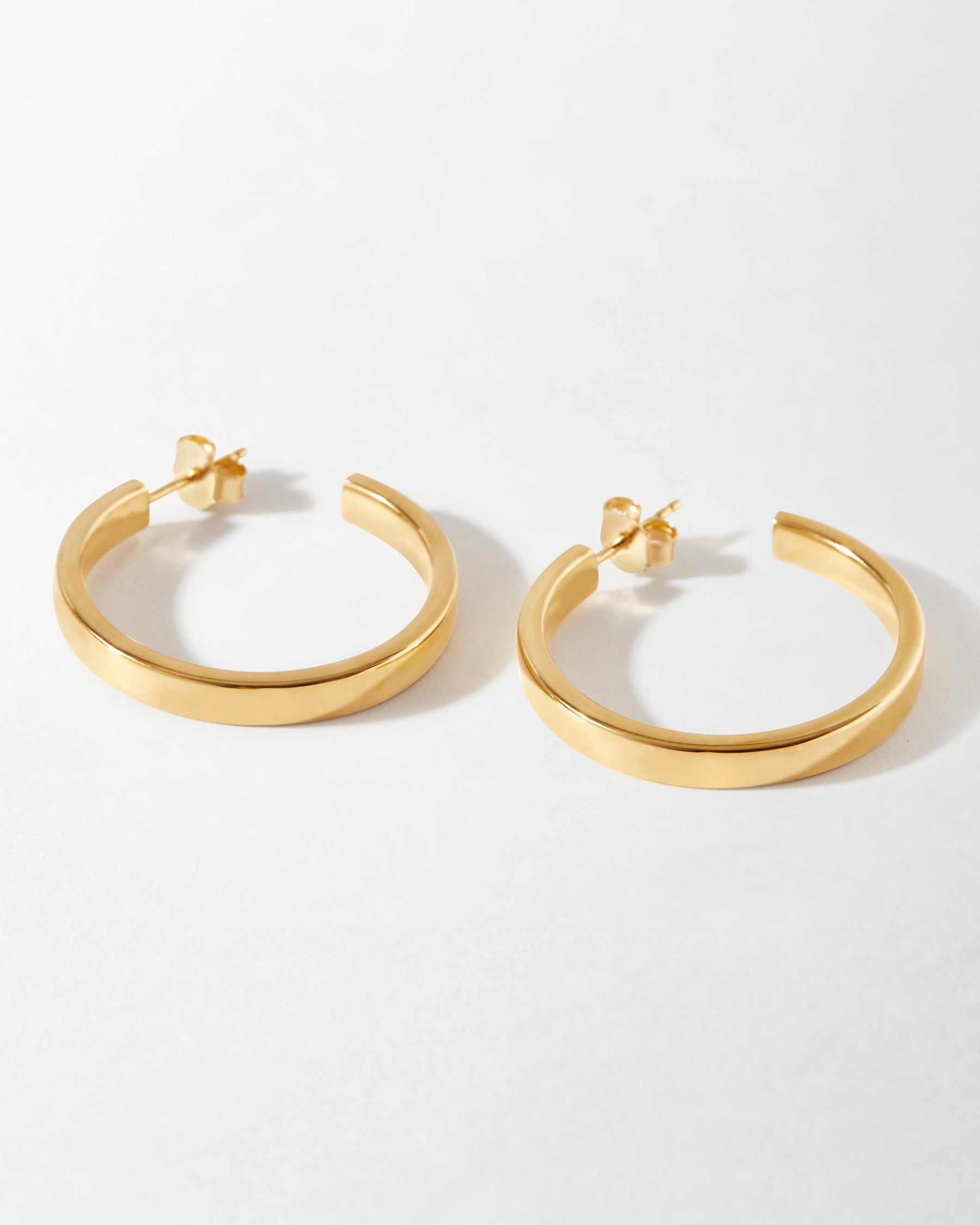 Solid gold new arrivals hoops earrings