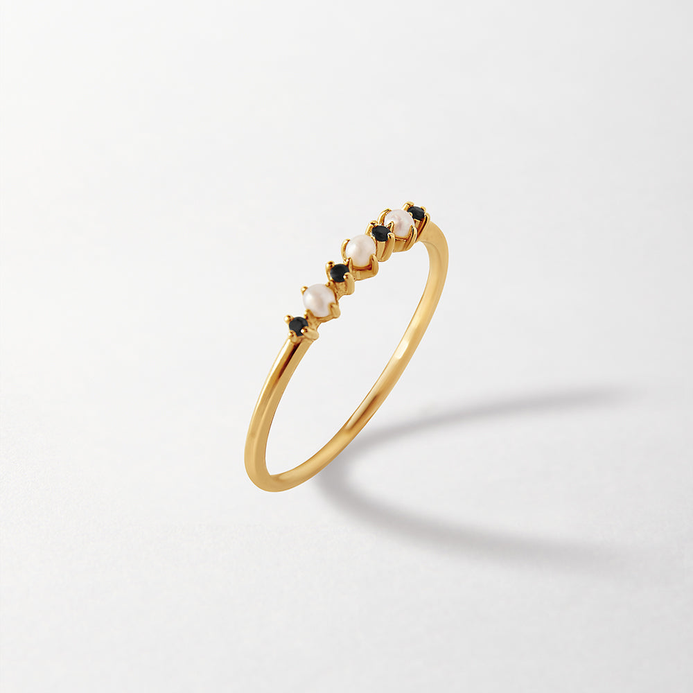 Pearl Black Sapphire Ring